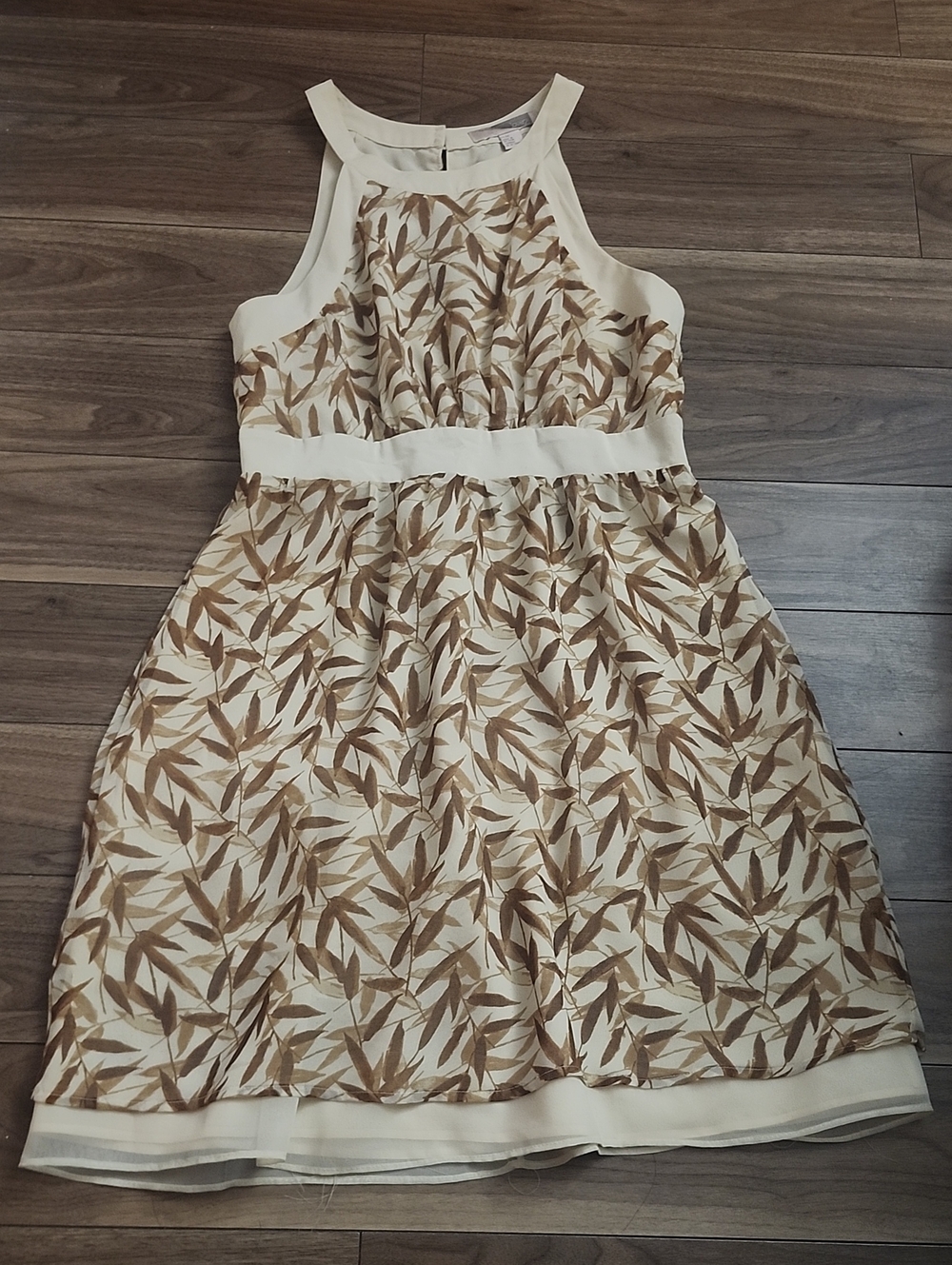 🔥 3/$18. LOVE21 Elegant Brown Leaf-Print Halter Cream Tone Dress
